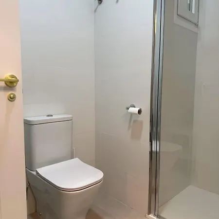 Nuevo Y Luminoso En El Corazon De * Виго