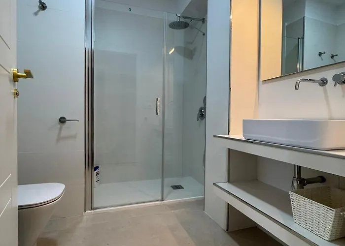 Nuevo Y Luminoso En El Corazon De * Vigo